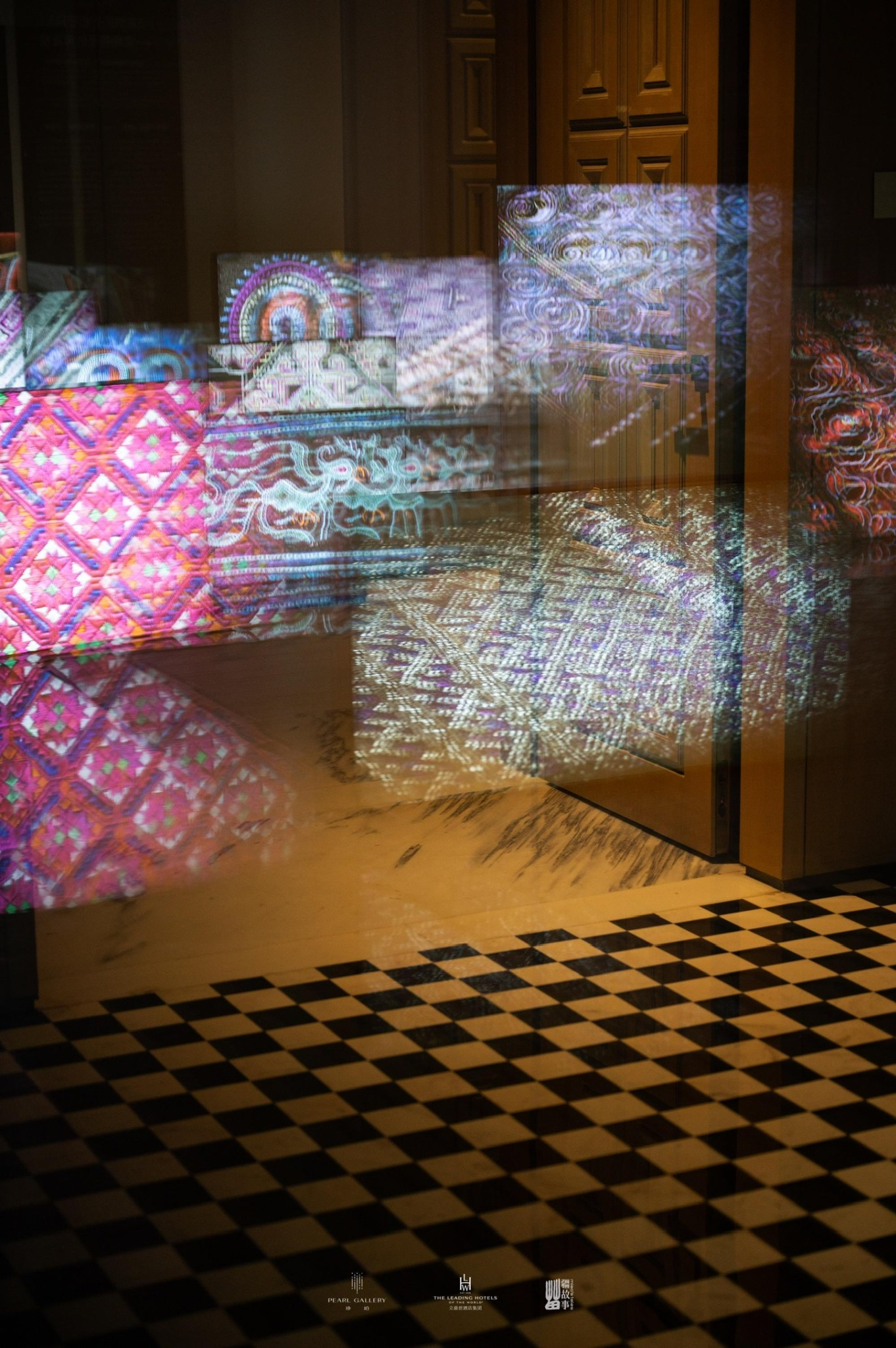 Image, reflection and architectural space